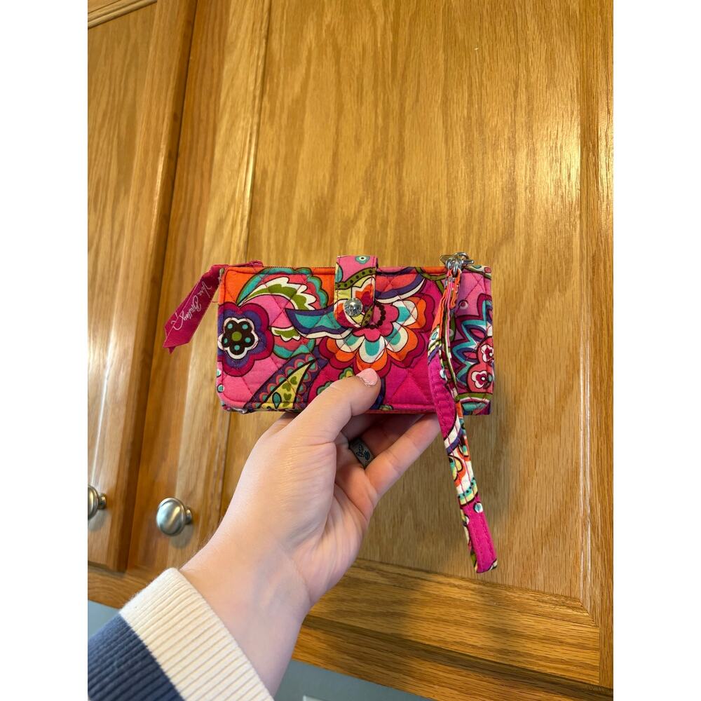 Vera Bradley Pink Swirls Wristlet Zip Wallet Retired Pattern Paisley
